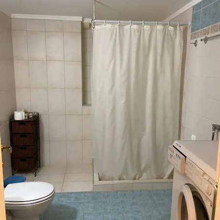 Hawaii * 尼亚米卡尼奥纳